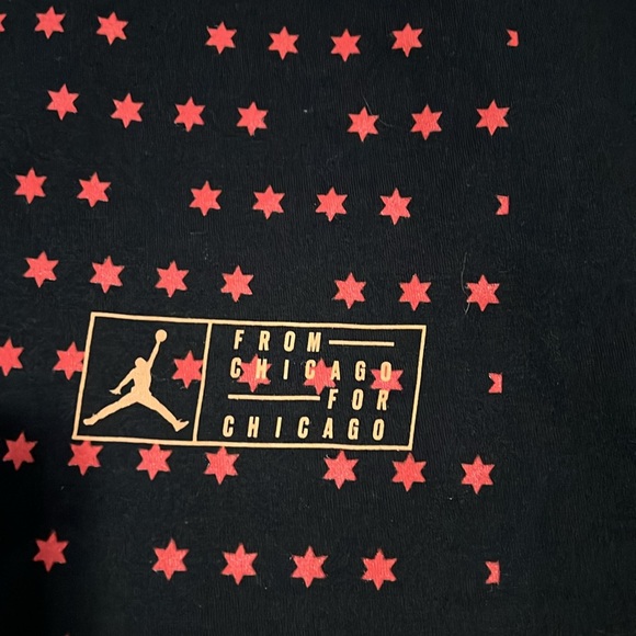 Air Jordan T-shirt, short sleeves, Chicago tribute three XL black - Picture 2 of 4